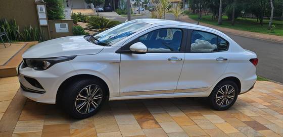 FIAT CRONOS 1.8 E.TORQ FLEX PRECISION AT6